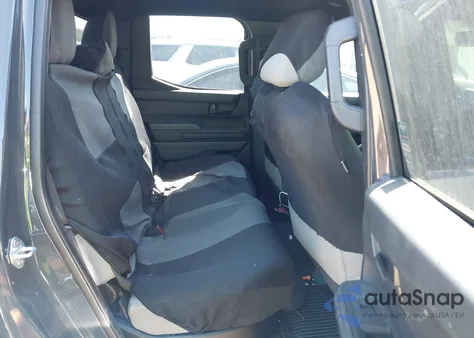 2024 Toyota Tacoma Sr5 4Wd z USA, uszkodzony, nr VIN 3TYLB5JN8RT024544